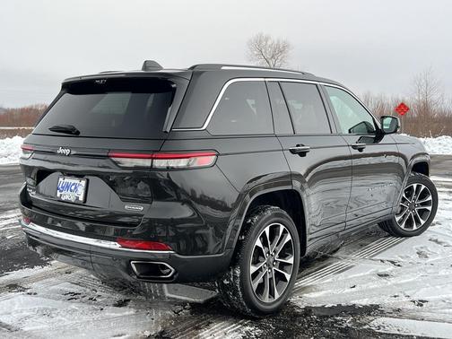 2023 Jeep Grand Cherokee Overland