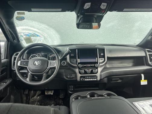 2026 RAM 3500 Tradesman/Big Horn