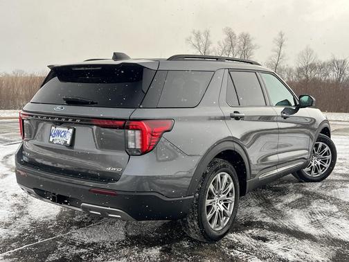 2025 Ford Explorer Active