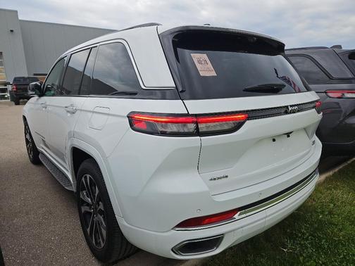 2023 Jeep Grand Cherokee Overland