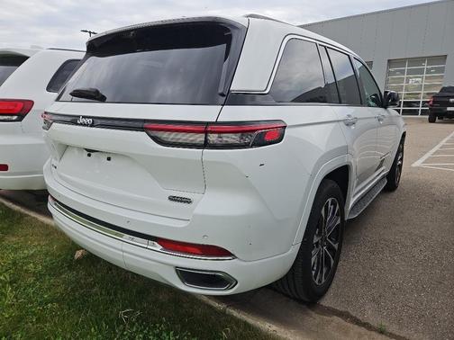 2023 Jeep Grand Cherokee Overland