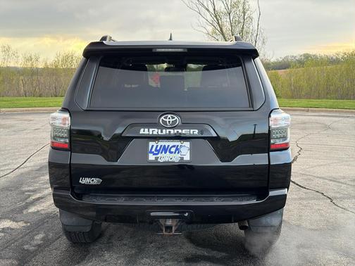 Midnight Black Metallic 2020 Toyota 4Runner SR5 Premium