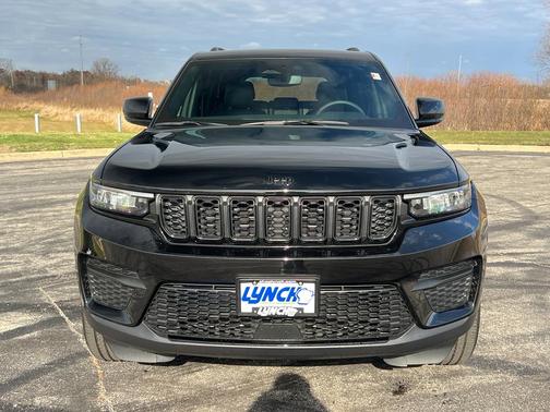 2024 Jeep Grand Cherokee Laredo