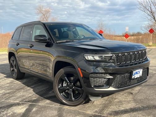 2024 Jeep Grand Cherokee Laredo