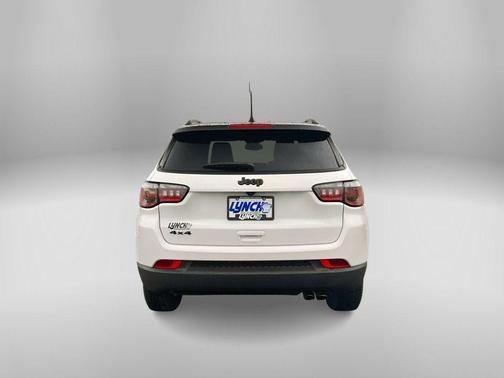 2022 Jeep Compass Altitude