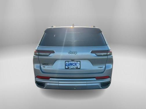 2022 Jeep Grand Cherokee L Summit