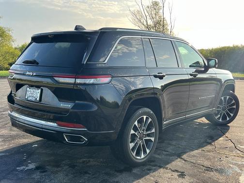 2023 Jeep Grand Cherokee Overland