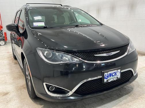 2019 Chrysler Pacifica Touring-L Plus