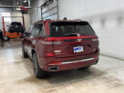 2024 Jeep Grand Cherokee Overland