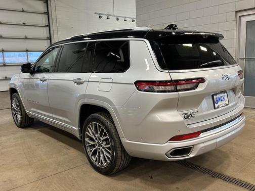 2021 Jeep Grand Cherokee L Summit