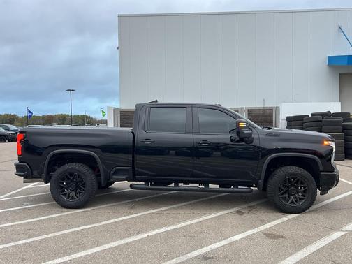 2024 Chevrolet Silverado 3500 LT