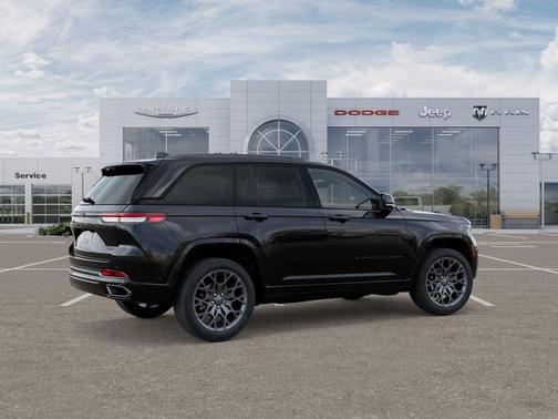 2025 Jeep Grand Cherokee Summit