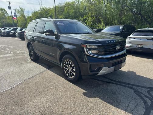 Agate Black Metallic 2025 Ford Expedition Platinum