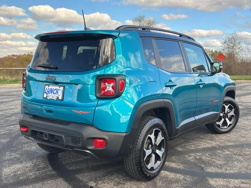 2022 Jeep Renegade Trailhawk