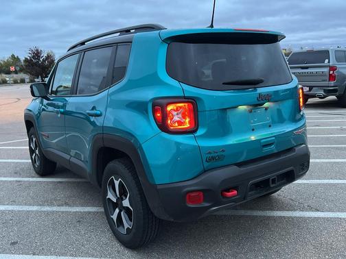 2022 Jeep Renegade Trailhawk