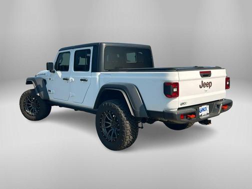 2024 Jeep Gladiator Mojave