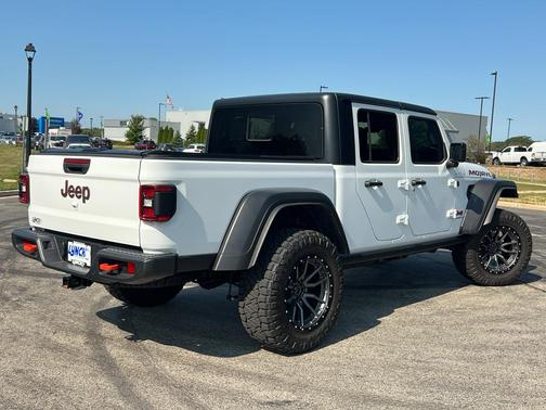 2024 Jeep Gladiator Mojave