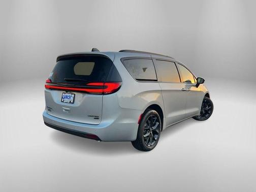 2026 Chrysler Pacifica Limited