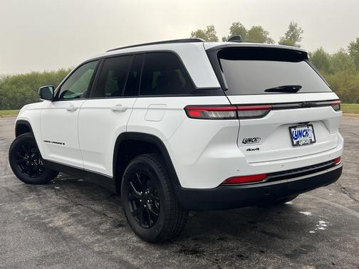 2024 Jeep Grand Cherokee Laredo