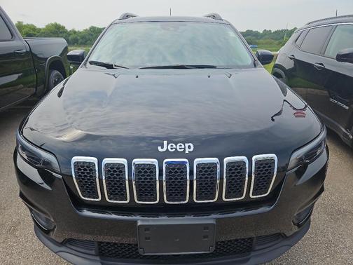 2022 Jeep Cherokee Latitude Lux