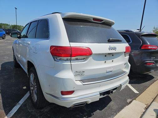 2018 Jeep Grand Cherokee Summit