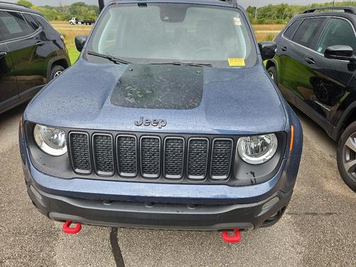 2023 Jeep Renegade Trailhawk