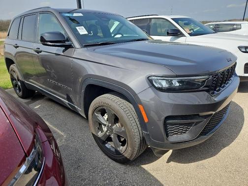 2023 Jeep Grand Cherokee Altitude