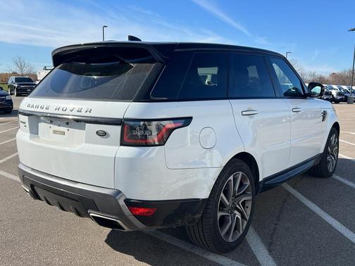 2021 Land Rover Range Rover Sport HSE Silver Edition