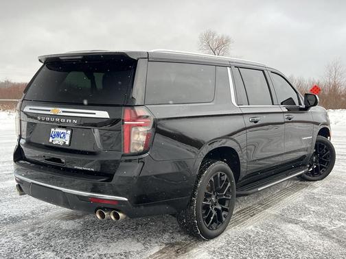 2023 Chevrolet Suburban Premier