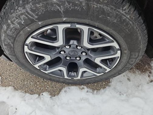 2025 RAM 1500 Laramie