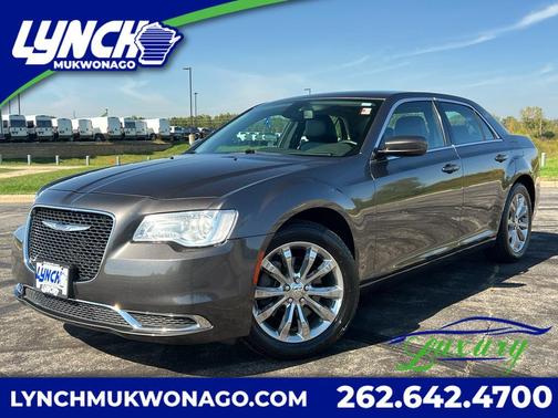 2017 Chrysler 300 Limited