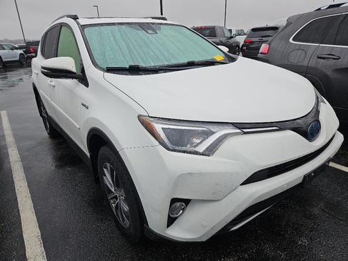 2016 Toyota RAV4 Hybrid XLE