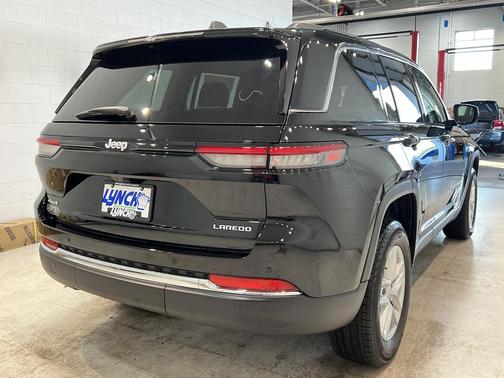 2025 Jeep Grand Cherokee Laredo X