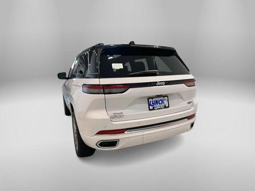 2025 Jeep Grand Cherokee Summit