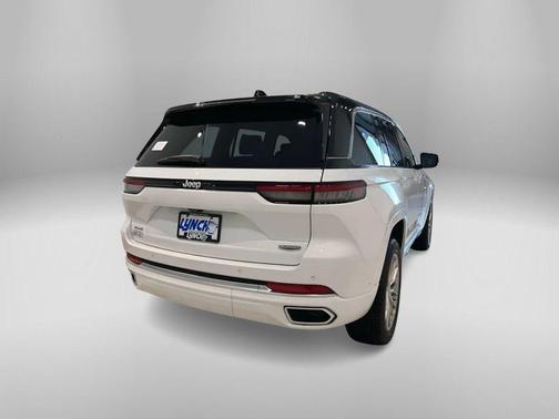 2025 Jeep Grand Cherokee Summit
