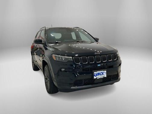 2023 Jeep Compass Altitude