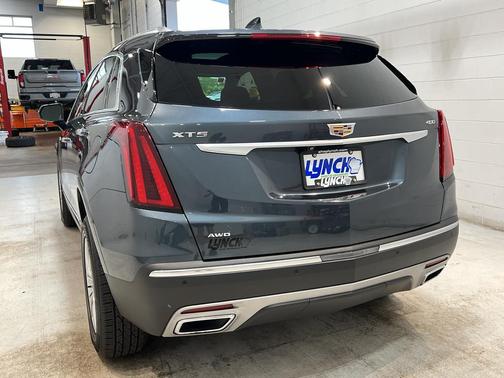 2020 Cadillac XT5 Premium Luxury