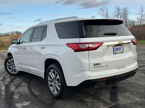 2021 Chevrolet Traverse Premier