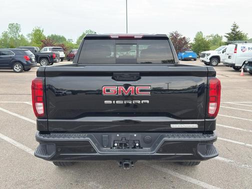 Onyx Black 2024 GMC Sierra 1500 Elevation
