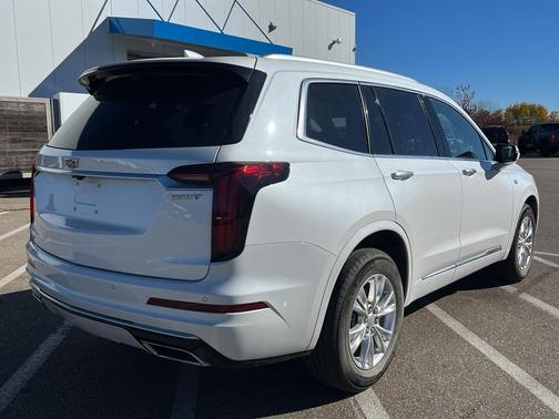 2024 Cadillac XT6 Luxury AWD