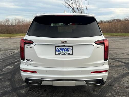 2024 Cadillac XT6 Luxury AWD