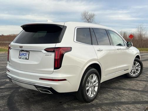 2024 Cadillac XT6 Luxury AWD