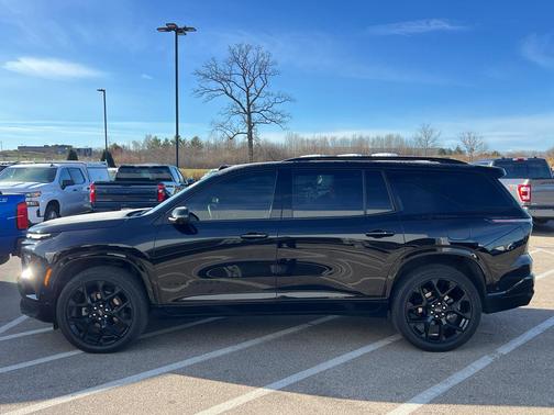 2024 Chevrolet Traverse RS
