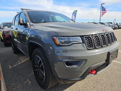 Sting Gray Clearcoat 2020 Jeep Grand Cherokee Trailhawk