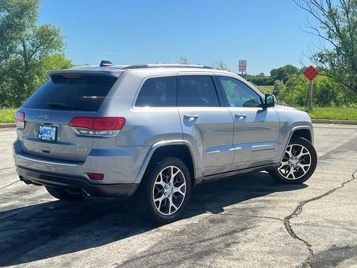 Billet Metallic 2018 Jeep Grand Cherokee Sterling Edition