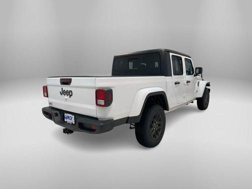 2024 Jeep Gladiator Sport