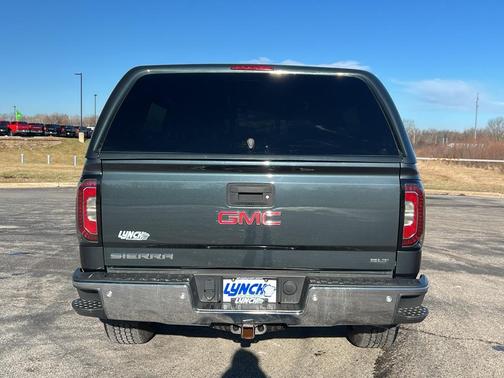 2017 GMC Sierra 1500 SLT