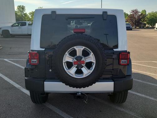 Rhino Clearcoat 2017 Jeep Wrangler Unlimited Sahara