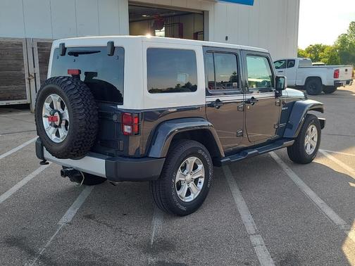 Rhino Clearcoat 2017 Jeep Wrangler Unlimited Sahara