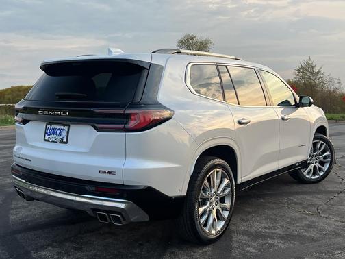 2024 GMC Acadia Denali